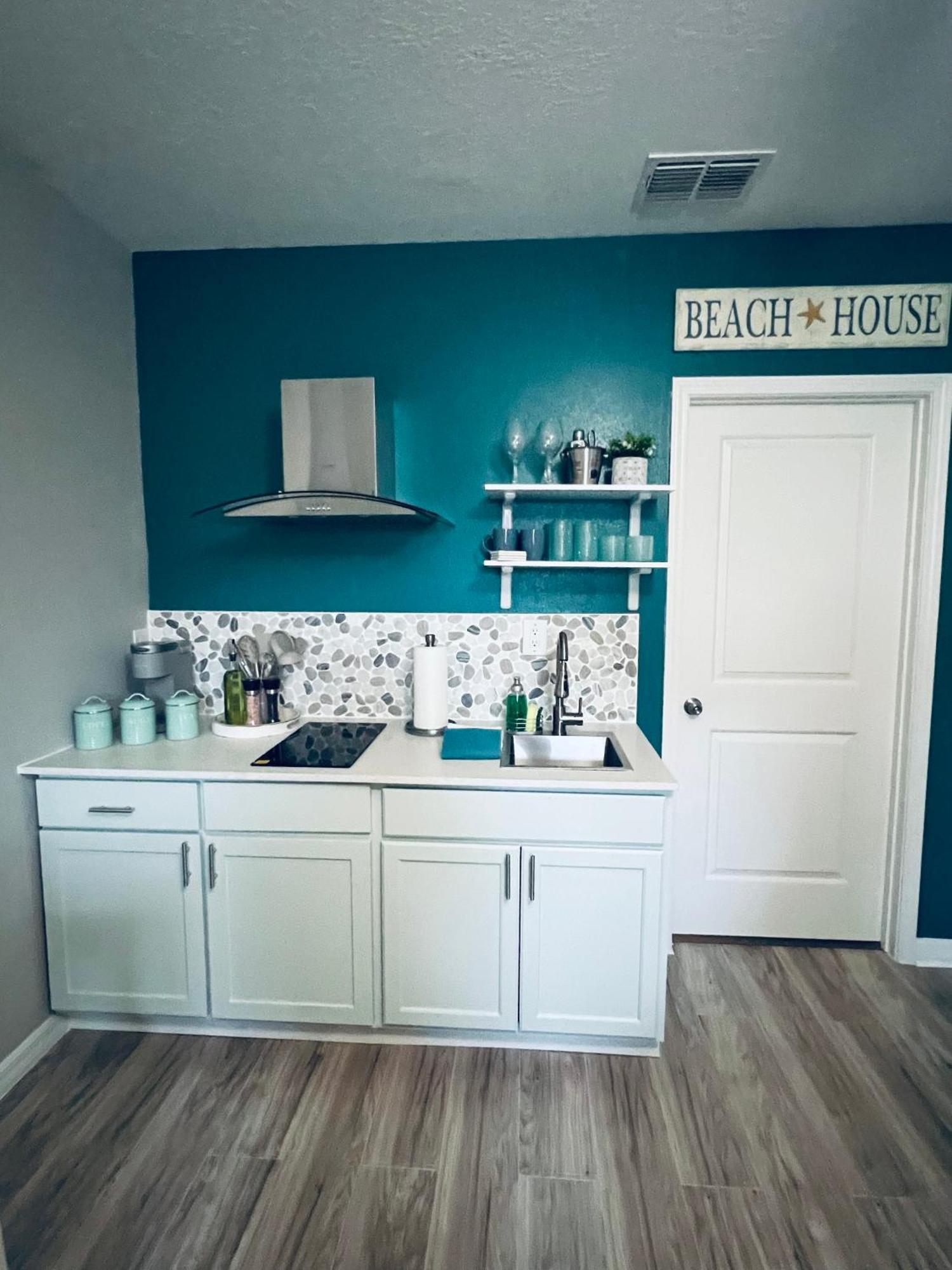 The Beach House At Sun City Hotell Sun City Center Eksteriør bilde